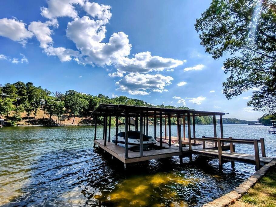 #05 - Lakefront Two Bedroom Cottage- Pet Friendly ฮอตสปริงส์ ภายนอก รูปภาพ